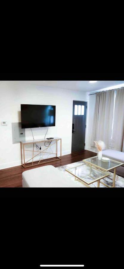 Lovely 1-Bedroom Rental Unit With Free Parking 华盛顿哥伦比亚 外观 照片